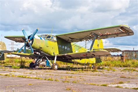 Vliegtuig Antonov 2 Stock Foto Image Of Cockpit Luchtvaart 2901278