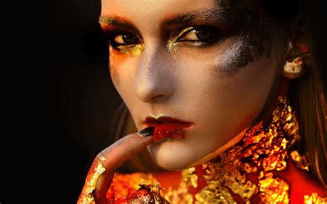 High Fashion Makeup Gold