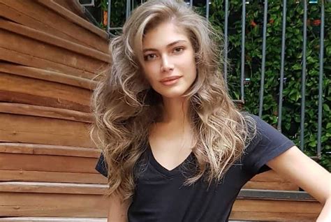 Victorias Secret Just Hired Its First Ever Brazilian Transgender Model Valentina Sampaio