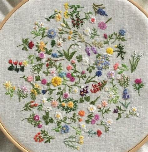 Pin By Donna Harris On All To Be Sorted Hand Embroidery Projects