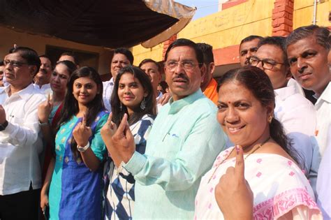 lok sabha elections    cent voter turnout recorded