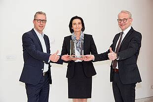 Donau Ausgezeichnet Fonds Professionell Service Award