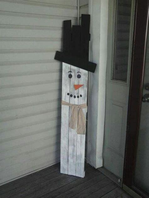 Snowman From Fence Nice Future Project Old Fence Boards Fence