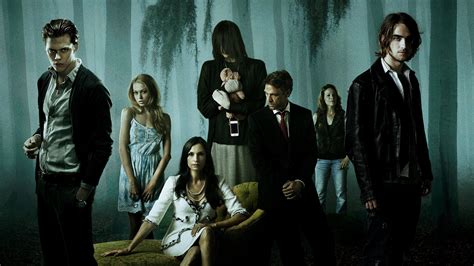 Хемлок Гроув (2013-2015) смотреть онлайн в хорошем качестве - Фильм.ру