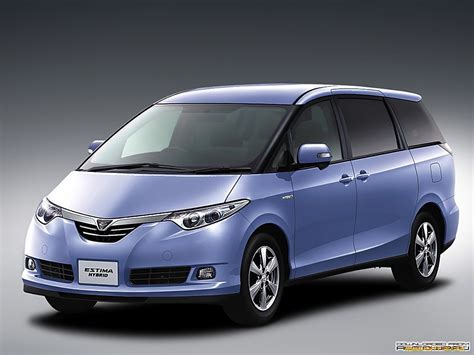 Toyota Estima Hybrid Minivan - reviews, prices, ratings with various photos