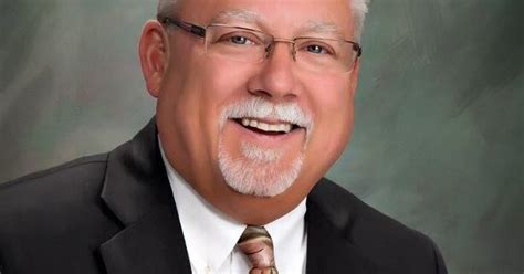 ‘It’s bad for all of us’: CEO of Cashmere Valley Bank offers his view ...