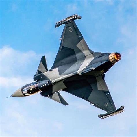 It S Official JAS 39 Gripen E Shoots Downs F 16 Fighting Falcon For