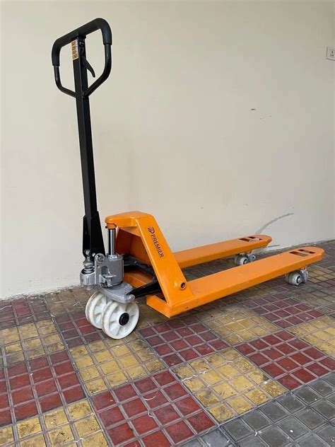 Hand Operated Pallet Truck For Material Handling At Rs 14500 In Hyderabad