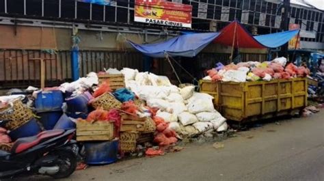 Tumpukan Sampah Di Pasar Ciruas Disoal Dua Pekan Tidak Diangkut Hingga