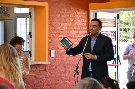 Valdés inauguró el jardín de la Escuela Nº 13 en Capital y anunció un