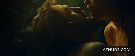 LA FAMILLE OUELLETTE NUDE SCENES AZNude