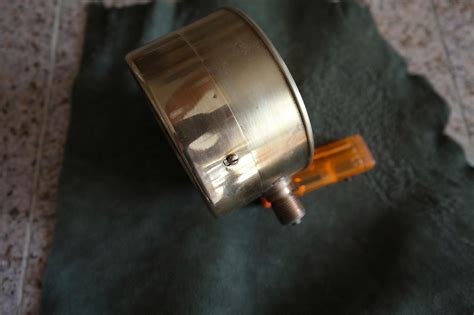 Velký mosazný manometr | Aukro