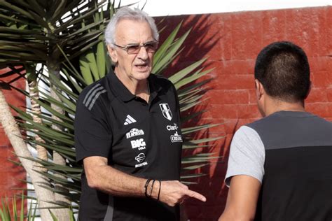 Conferencia De Prensa Del Entrenador Jorge Fossati Desde La Videna