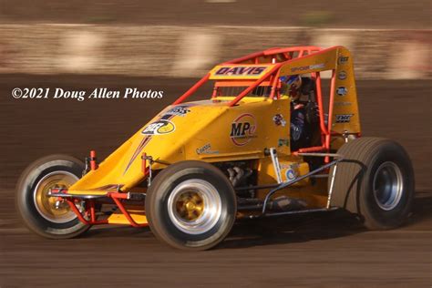 USAC CRA SPRINT CARS EYE 4 000 TO WIN CLASH AT ARIZONA SPEEDWAY