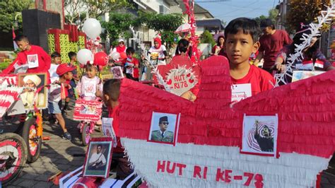 Foto Karnaval Sepeda Hias Cara Warga Gns Malang Tanamkan Nasionalisme