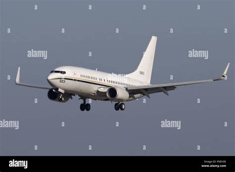 Boeing c 40 clipper hi-res stock photography and images - Alamy