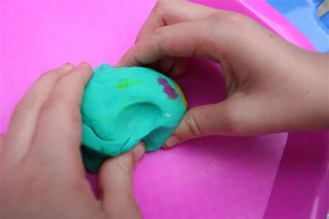 Play Dough Monsters Diy For Beginners Kiwico