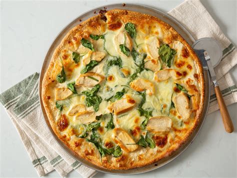 Garlic Chicken Pizza