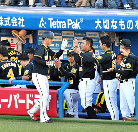 俊介、初クリーンアップ弾 二回一挙6点呼ぶ先制パンチ タイガース デイリースポーツ Online