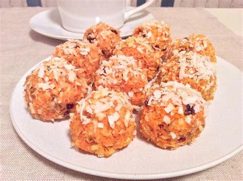 No-Bake Carrot Balls | 5 O'Clock Coffee Club