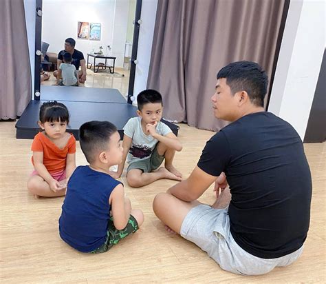 Cô gái Nha Trang bán nude cho con bú năm trước giờ con bầu ngực vẫn tràn trề