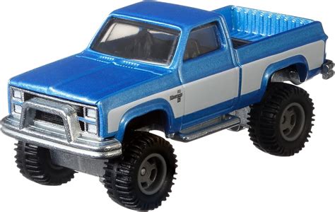 Hot Wheels Vehículo de Juguete Collector 83 Chevy Silverado 4X4 Lifted Amazon mx