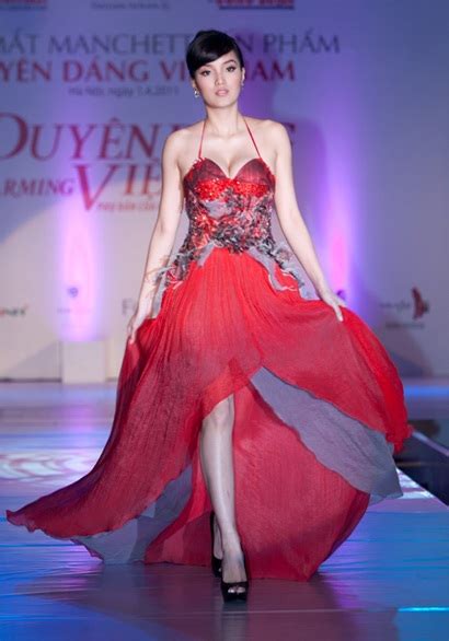 Ngọc Quyên hot hơn sau sự cố ảnh nude Báo Dân trí