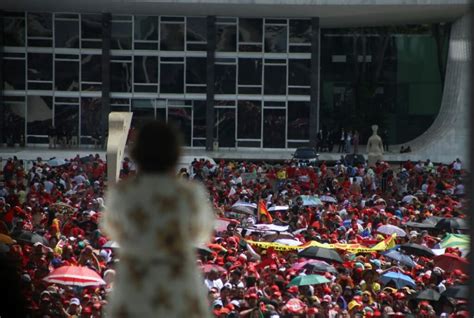 Cortejo Diverso Abre Alas Para A Terceira Posse De Lula Em Bras Lia