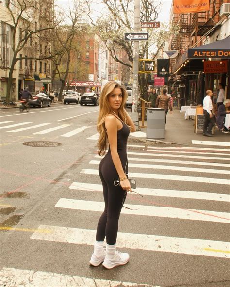 Lexi Rivera | sweet september