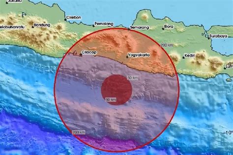 Gempa 6 4 Mag Guncang Bantul DIY Saking Kerasnya Terasa Hingga Kudus