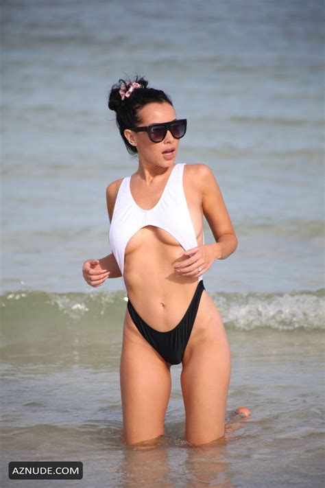 Lisa Opie Hot On A Beach Day In Miami AZNude