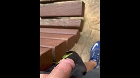 おしっこ絶望屋外小便フェチ混雑した場所で自己おしっこ Pornhub Gay