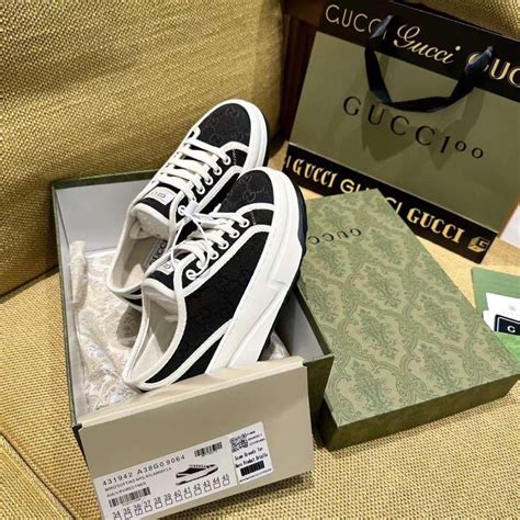 В НАЯВНОСТІ Кеди, кросівки Gucci люкс якість (в асортименті): 2 500 грн ...