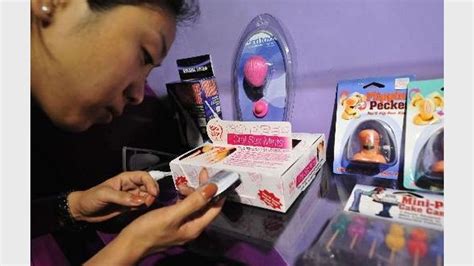 France une société envoie des sex toys aux parlementaires RTBF Actus