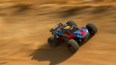 High Speed Desert Descent With The Traxxas Rustler X Vxl Video Rc