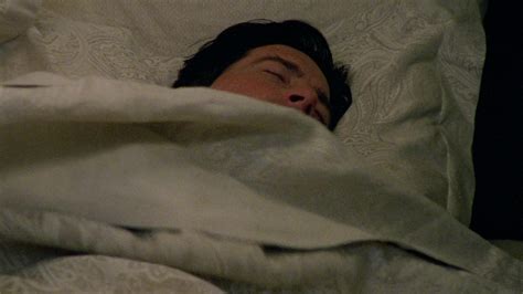 Auscaps Kyle Maclachlan Shirtless In Sex And The City Escape From New York