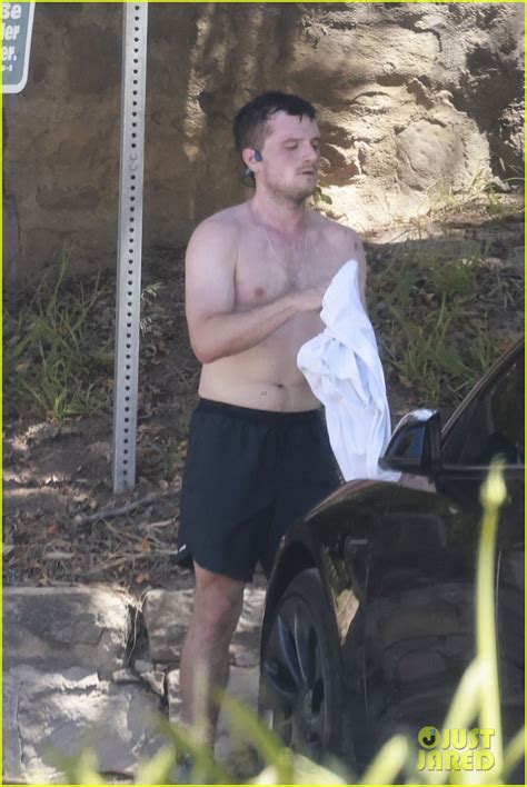 Josh Hutcherson Goes Shirtless For Run Around La Photo 5037078