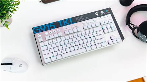 The Best White Gaming Keyboards For Your All White Setup Voltcave