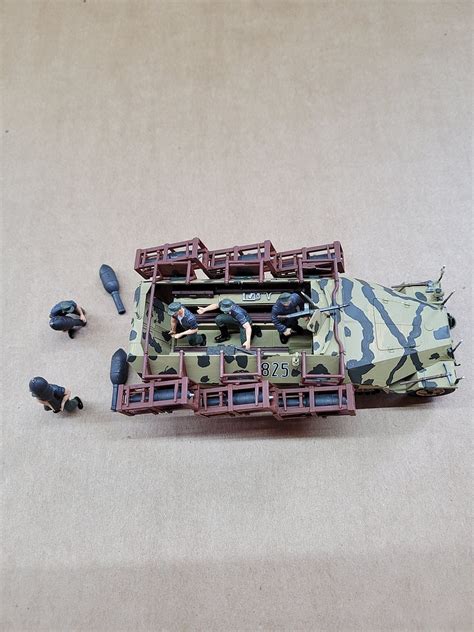 Mtl SPW Sd Kfz 251 1 Ausf D Stuka Zu Fuss Plastic Model Military