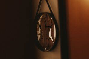 Mirrors Miroirs IMG Porn Pic