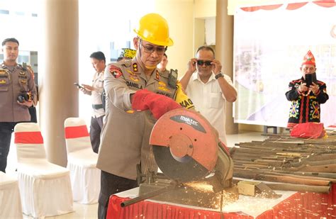 PTN UPN Veteran Jawa Timur Peringati Hari Pahlawan Dengan Semangat