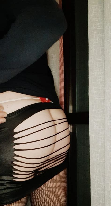 Slutty Ass 8 Nude Pics XHamster