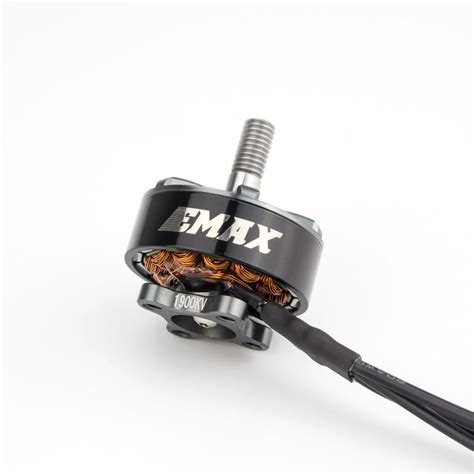 Silnik bezszczotkowy Emax ECO 2207 2400KV