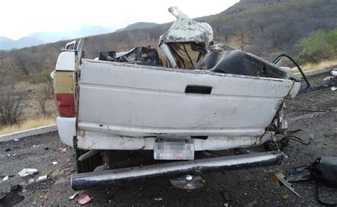 Choque Entre Tráiler Y Camioneta Deja 7 Muertos En Autopista Siglo 21