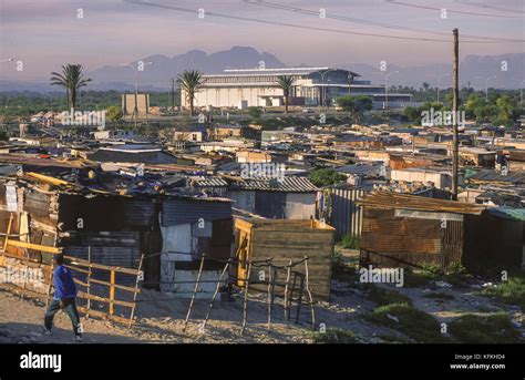 Khayelitsha slum hi-res stock photography and images - Alamy