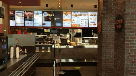 St Hubert Express 3200 Boulevard Fréchette Chambly QC J3L 6Z6 Canada