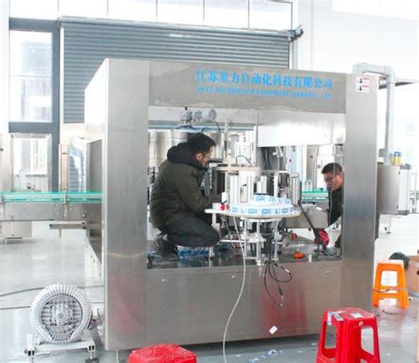 Automatic Round Bottle Label Sticker Applicator Machine Hot Melt Labeler Labeling Machine