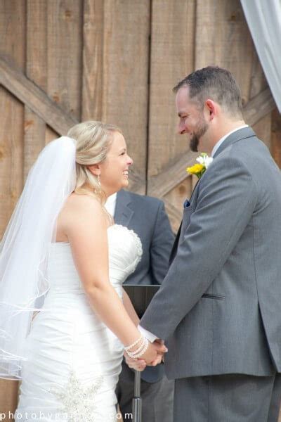 Photo By Gannon Deanna Ryan Get Hitched At Rustic Crooked Pines