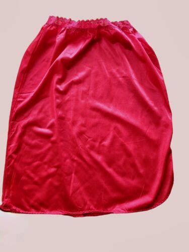 Vintage Half Slip Playmate Lingerie Nylon Pinup Red L Gem