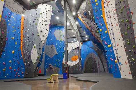 Our Climbing Gym Picks In Denver Guide